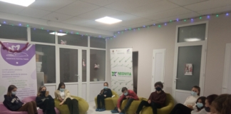 Un grup de voluntari YK Neovita explorează tehnica Psihodrama@neovita.md noua
