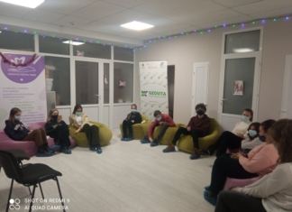 Un grup de voluntari YK Neovita explorează tehnica Psihodrama@neovita.md noua