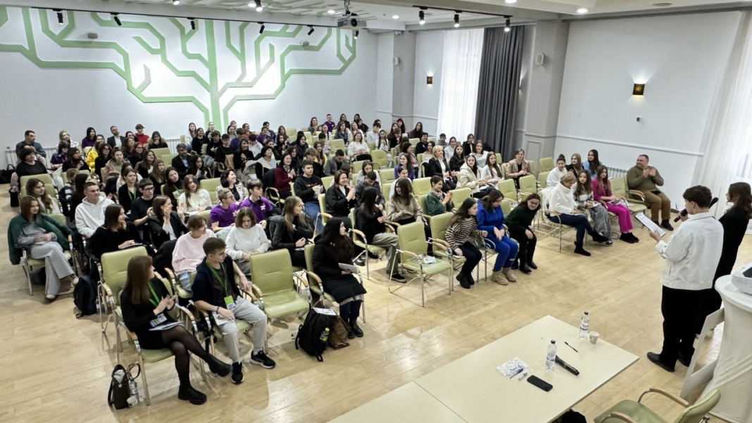 Numărul voluntarilor YK a crescut cu aproape 12%, față de anul trecut, de la de la 541 la 609 voluntari activi. Foto: neovita.md